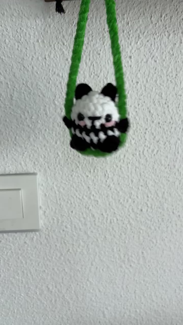 Pendentif rétroviseur panda 🐼
